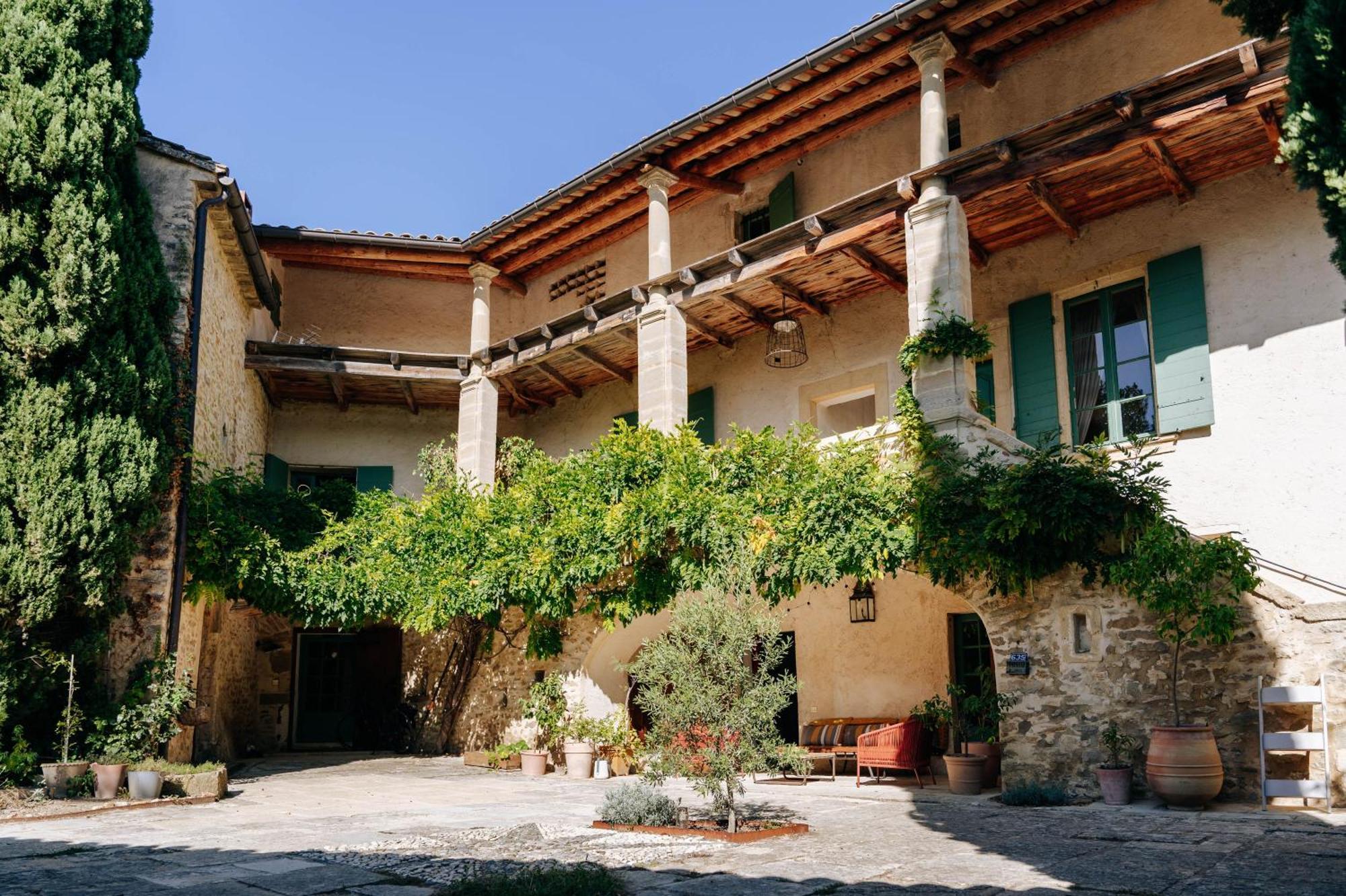 Maison 1643 Laudun Dış mekan fotoğraf