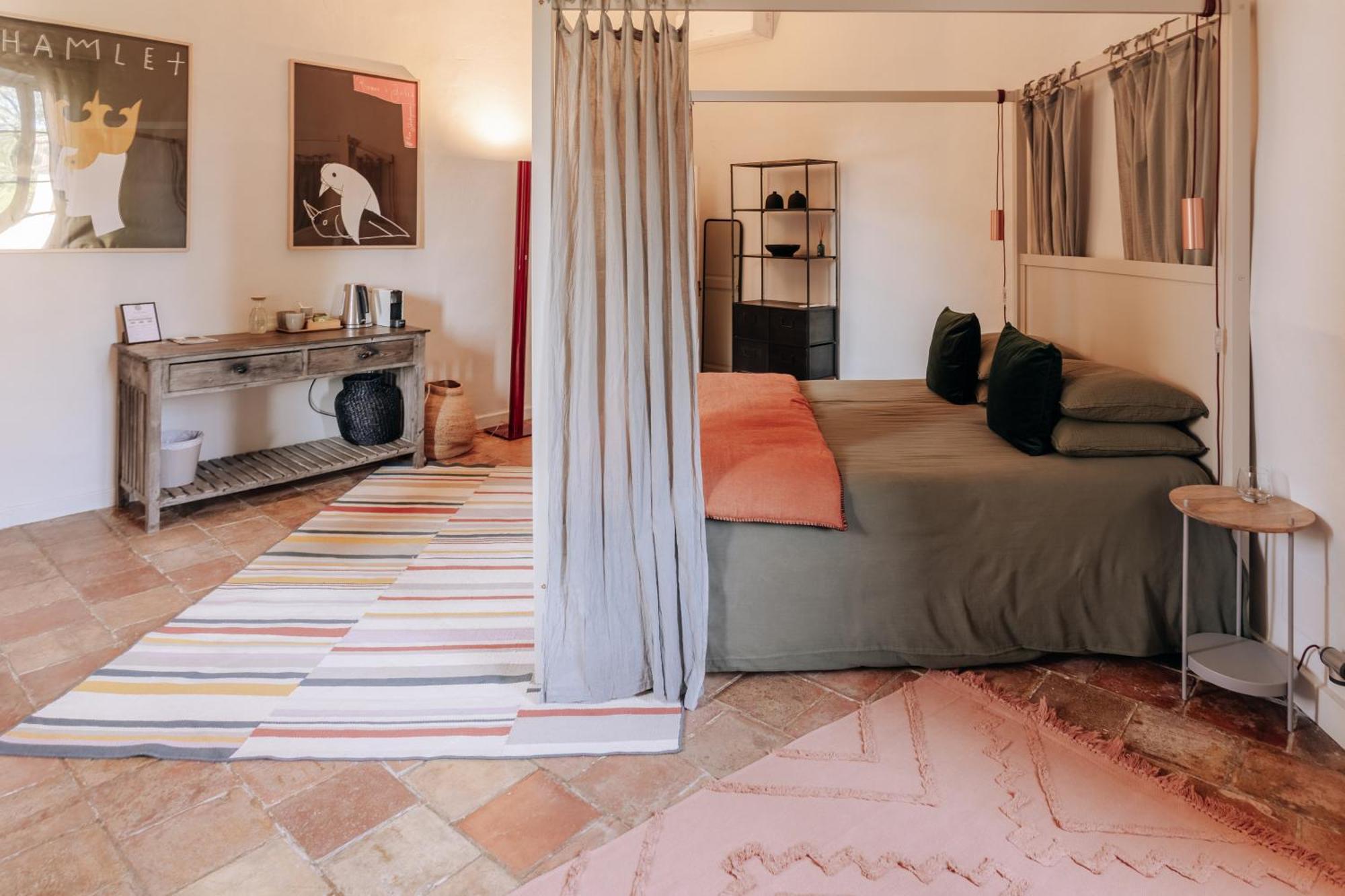 Maison 1643 Laudun Dış mekan fotoğraf